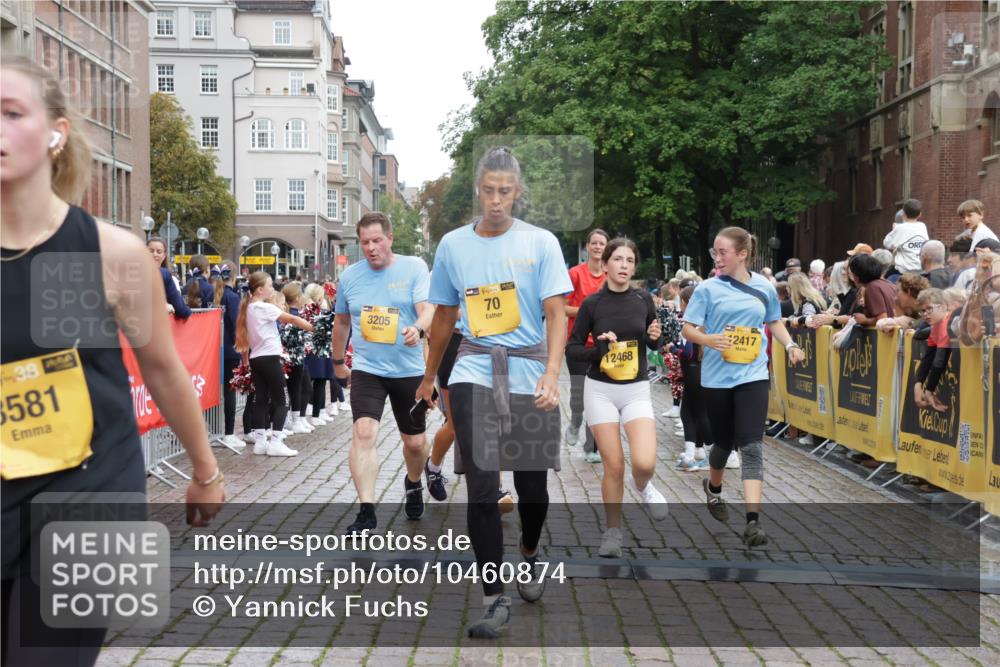 13.09.2026 - Kiel Lauf Yannick Fuchs http://msf.ph/oto/10460874 13.09.2026 09:53:04 Ziel 70, 175, 2399, 3205, 3581, 7140, 7226, 7495, 9707, 12417, 12468, 291, 918, 919, 1092, 1395, 4412, 4671, 5736, 6241, 6432, 6601, 6613, 6845, 7394, 7867, 8068, 8851, 9345, 9565, 9892, 10259, 10280, 10798, 12258, 12282, 1718, 2058, 4920, 5779, 7143, 7552, 8260, 9568, 10275, 11312, 12493, 2157, 2924, 5736, 6432, 6679, 7742, 8992, 9892, 10259, 10746 meine-sportfotos.de