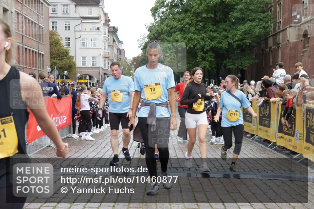13.09.2026 - Kiel Lauf Yannick Fuchs http://msf.ph/oto/10460877 13.09.2026 09:53:04 Ziel 70, 175, 2399, 3205, 3581, 7140, 7226, 7495, 9707, 12417, 12468, 291, 918, 919, 1092, 1395, 4412, 4671, 5736, 6241, 6432, 6601, 6613, 6845, 7394, 7867, 8068, 8851, 9345, 9565, 9892, 10259, 10280, 10798, 12258, 12282, 1718, 2058, 4920, 5779, 7143, 7552, 8260, 9568, 10275, 11312, 12493, 2157, 2924, 5736, 6432, 6679, 7742, 8992, 9892, 10259, 10746 meine-sportfotos.de