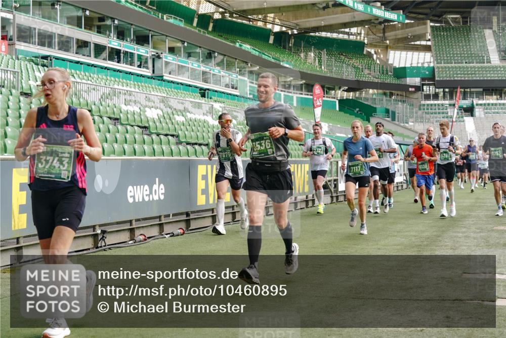 13.09.2026 - 21. swb-Marathon Bremen Michael Burmester http://msf.ph/oto/10460895 13.09.2026 12:55:03 Laufen im Stadion 161, 189, 201, 205, 385, 388, 411, 461, 472, 481, 495, 655, 666, 675, 816, 827, 854, 913, 1053, 1058, 1076, 1197, 1207, 1390, 1419, 1468, 1537, 1551, 1599, 1631, 1645, 1658, 2055, 2122, 2125, 2234, 2251, 2319, 2383, 2390, 2474, 2499, 2604, 2623, 2701, 2733, 2801, 2824, 2870, 2882, 2913, 2922, 2962, 2971, 3012, 3054, 3057, 3134, 3175, 3192, 3206, 3241, 3246, 3346, 3356, 3357, 3413, 3706, 3716, 3836, 4137, 4413, 4733, 5277, 5430, 5530, 6106, 2498, 3085 meine-sportfotos.de