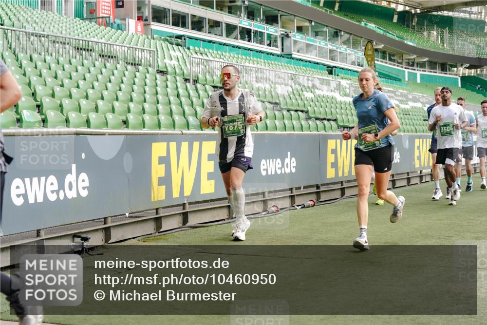 13.09.2026 - 21. swb-Marathon Bremen Michael Burmester http://msf.ph/oto/10460950 13.09.2026 12:55:04 Laufen im Stadion 161, 189, 201, 205, 385, 388, 411, 461, 472, 481, 495, 655, 666, 675, 816, 827, 854, 913, 1053, 1058, 1076, 1197, 1207, 1390, 1419, 1468, 1537, 1551, 1599, 1631, 1645, 1658, 2055, 2122, 2125, 2234, 2251, 2319, 2383, 2390, 2474, 2499, 2604, 2623, 2701, 2733, 2801, 2824, 2870, 2882, 2913, 2922, 2962, 2971, 3012, 3054, 3057, 3134, 3175, 3192, 3206, 3241, 3246, 3346, 3356, 3357, 3413, 3706, 3716, 3836, 4135, 4137, 4413, 4733, 5277, 5430, 5530, 6106, 2498, 3085 meine-sportfotos.de