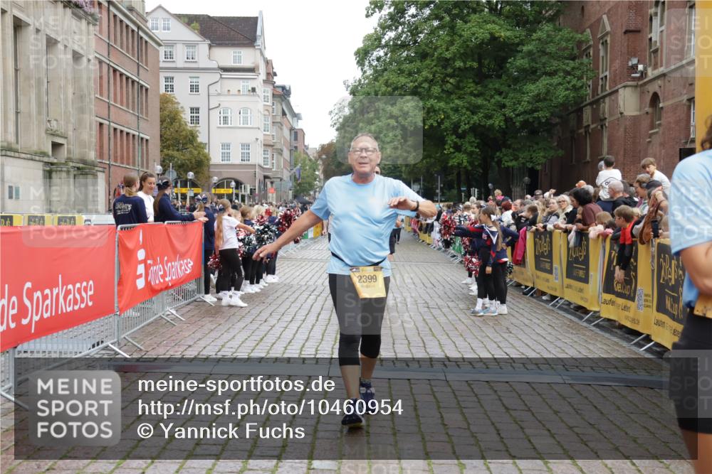 13.09.2026 - Kiel Lauf Yannick Fuchs http://msf.ph/oto/10460954 13.09.2026 09:53:10 Ziel 70, 175, 2399, 3205, 7140, 7226, 7495, 9707, 10275, 11312, 12417, 12468, 70, 291, 918, 919, 1092, 1395, 3581, 4412, 4671, 6241, 6601, 6613, 6845, 7394, 8068, 8851, 9345, 9565, 10280, 10798, 12258, 802, 1417, 1499, 1718, 2058, 2886, 4920, 5779, 5789, 6180, 7143, 7541, 7552, 8260, 8353, 9568, 10495, 11059, 11073, 12284, 12493, 918, 919, 5736, 6432, 6601, 7867, 9892, 10259, 12282 meine-sportfotos.de