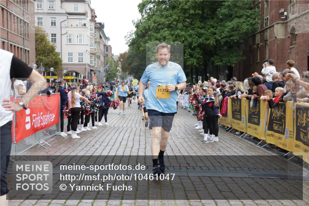 13.09.2026 - Kiel Lauf Yannick Fuchs http://msf.ph/oto/10461047 13.09.2026 09:53:17 Ziel 1718, 2058, 4920, 7140, 7143, 7495, 9568, 10275, 11312, 12493, 70, 175, 291, 1092, 1395, 2399, 3205, 3581, 4671, 6241, 6613, 6845, 7226, 7394, 8068, 8851, 9565, 9707, 10280, 10798, 12258, 12417, 12468, 761, 802, 1417, 1499, 2886, 2948, 2978, 5779, 5789, 5988, 6180, 7185, 7429, 7541, 7552, 8260, 8353, 10495, 10929, 11059, 11073, 12284, 918, 919, 1092, 4412, 6601, 8068, 9345, 10280, 10798 meine-sportfotos.de