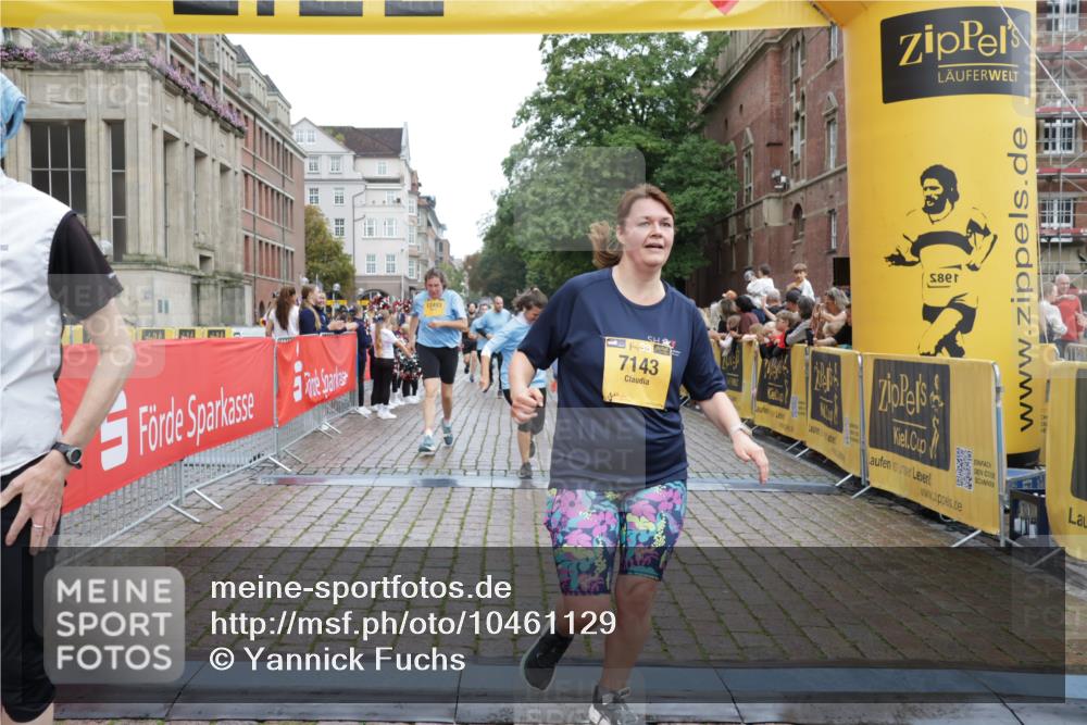13.09.2026 - Kiel Lauf Yannick Fuchs http://msf.ph/oto/10461129 13.09.2026 09:53:24 Ziel 802, 1417, 1499, 1718, 2058, 4920, 5779, 5789, 6180, 7143, 7541, 7552, 8260, 8353, 9568, 10495, 11059, 11073, 11312, 12284, 12493, 70, 175, 2399, 3205, 3581, 6241, 6613, 6845, 7140, 7226, 7495, 9707, 10275, 11312, 12417, 12468, 92, 761, 852, 2657, 2691, 2886, 2948, 2978, 4144, 4626, 5988, 6254, 7185, 7429, 8502, 10929, 12390, 291, 1092, 1395, 4671, 6241, 6613, 6845, 7394, 8068, 8851, 9565, 10280, 10798, 12258 meine-sportfotos.de