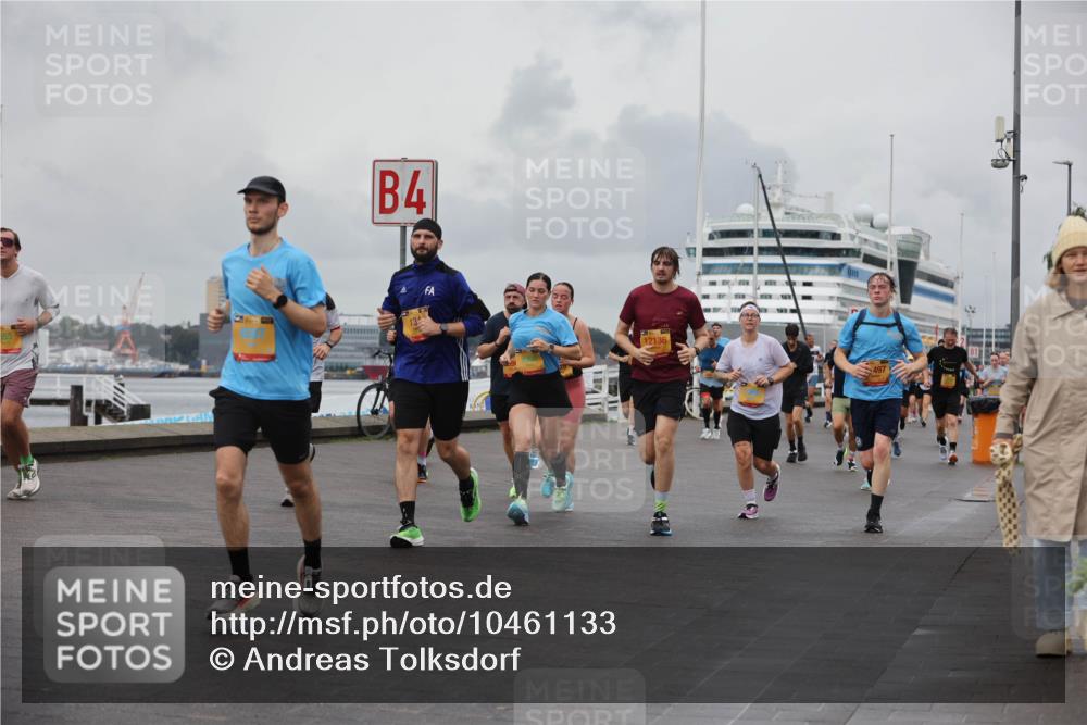 13.09.2026 - Kiel Lauf Andreas Tolksdorf http://msf.ph/oto/10461133 13.09.2026 12:01:43 Kiellinie 4, 13, 12136, 497 meine-sportfotos.de