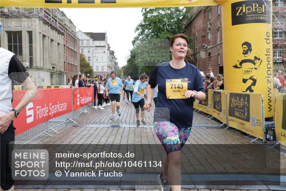 13.09.2026 - Kiel Lauf Yannick Fuchs http://msf.ph/oto/10461134 13.09.2026 09:53:24 Ziel 802, 1417, 1499, 1718, 2058, 4920, 5779, 5789, 6180, 7143, 7541, 7552, 8260, 8353, 9568, 10495, 11059, 11073, 11312, 12284, 12493, 70, 175, 2399, 3205, 3581, 6241, 6613, 6845, 7140, 7226, 7495, 9707, 10275, 11312, 12417, 12468, 92, 761, 852, 2657, 2691, 2886, 2948, 2978, 4144, 4626, 5988, 6254, 7185, 7429, 8502, 10929, 12390, 291, 1092, 1395, 4671, 6241, 6613, 6845, 7394, 8068, 8851, 9565, 10280, 10798, 12258 meine-sportfotos.de