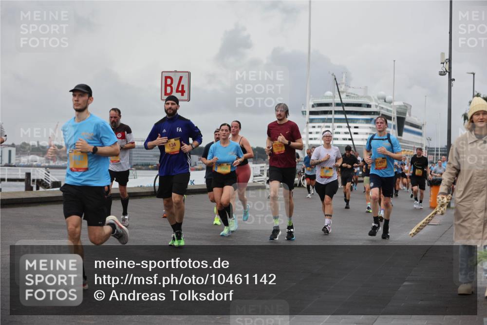 13.09.2026 - Kiel Lauf Andreas Tolksdorf http://msf.ph/oto/10461142 13.09.2026 12:01:43 Kiellinie 4, 134, 9356, 12136, 11497 meine-sportfotos.de