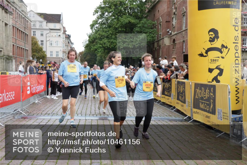 13.09.2026 - Kiel Lauf Yannick Fuchs http://msf.ph/oto/10461156 13.09.2026 09:53:25 Ziel 802, 1417, 1499, 1718, 2058, 2886, 4920, 5779, 5789, 6180, 7143, 7541, 7552, 8260, 8353, 9568, 10495, 11059, 11073, 12284, 12493, 70, 175, 2399, 3205, 3581, 6241, 6613, 6845, 7140, 7226, 7495, 9707, 10275, 11312, 12417, 12468, 92, 761, 852, 2657, 2691, 2748, 2948, 2978, 4144, 4626, 5988, 6254, 7185, 7429, 8502, 10929, 12390, 291, 1395, 4671, 6241, 6613, 6845, 7394, 8068, 8851, 9565, 10280, 10798, 12258 meine-sportfotos.de