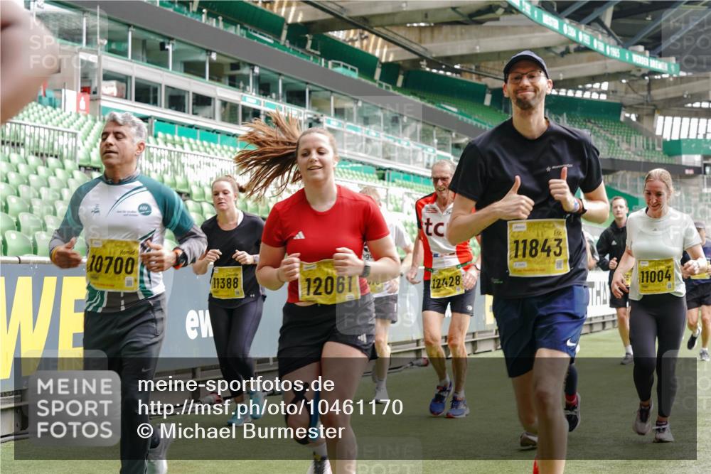 13.09.2026 - 21. swb-Marathon Bremen Michael Burmester http://msf.ph/oto/10461170 13.09.2026 10:34:25 Laufen im Stadion 10018, 10078, 10093, 10144, 10147, 10157, 10166, 10177, 10184, 10185, 10211, 10236, 10240, 10254, 10297, 10355, 10356, 10367, 10368, 10369, 10374, 10383, 10394, 10408, 10415, 10423, 10428, 10460, 10485, 10494, 10528, 10530, 10559, 10578, 10604, 10639, 10668, 10669, 10673, 10677, 10687, 10691, 10699, 10700, 10728, 10745, 10749, 10750, 10772, 10787, 10788, 10794, 10809, 10828, 10857, 10914, 10928, 11126, 11162, 11343, 11803, 11965, 10146, 10222 meine-sportfotos.de