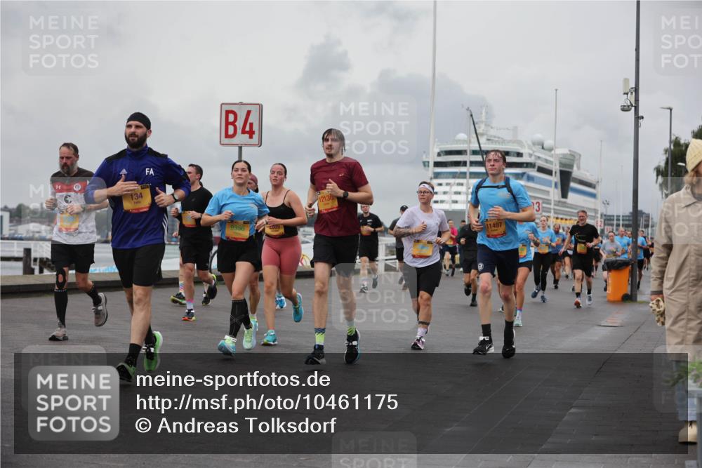 13.09.2026 - Kiel Lauf Andreas Tolksdorf http://msf.ph/oto/10461175 13.09.2026 12:01:44 Kiellinie 134, 4, 9356, 2009, 12136, 11497, 3 meine-sportfotos.de