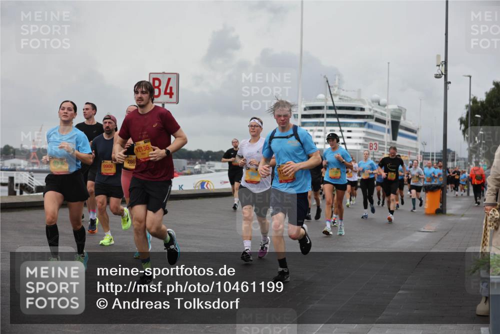 13.09.2026 - Kiel Lauf Andreas Tolksdorf http://msf.ph/oto/10461199 13.09.2026 12:01:45 Kiellinie 9356, 9906, 286, 42, 95, 12136, 84, 12046, 3 meine-sportfotos.de