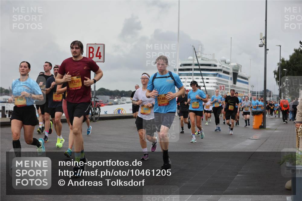 13.09.2026 - Kiel Lauf Andreas Tolksdorf http://msf.ph/oto/10461205 13.09.2026 12:01:45 Kiellinie 0356, 9906, 42, 155, 3945, 12136, 4, 11497, 12046, 3 meine-sportfotos.de