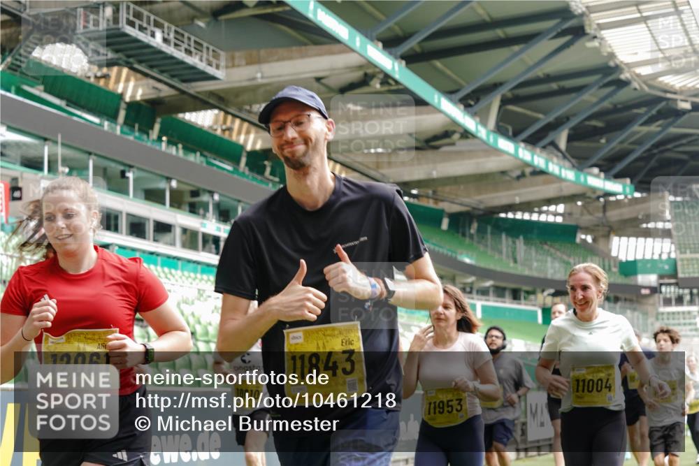 13.09.2026 - 21. swb-Marathon Bremen Michael Burmester http://msf.ph/oto/10461218 13.09.2026 10:34:25 Laufen im Stadion 10018, 10078, 10093, 10144, 10147, 10157, 10166, 10177, 10184, 10185, 10211, 10236, 10240, 10254, 10297, 10355, 10356, 10367, 10368, 10369, 10374, 10383, 10394, 10408, 10415, 10423, 10428, 10460, 10485, 10494, 10528, 10530, 10559, 10578, 10604, 10639, 10668, 10669, 10673, 10677, 10687, 10691, 10699, 10700, 10728, 10745, 10749, 10750, 10772, 10787, 10788, 10794, 10809, 10828, 10857, 10914, 10928, 11126, 11162, 11343, 11803, 11965, 10146, 10222 meine-sportfotos.de