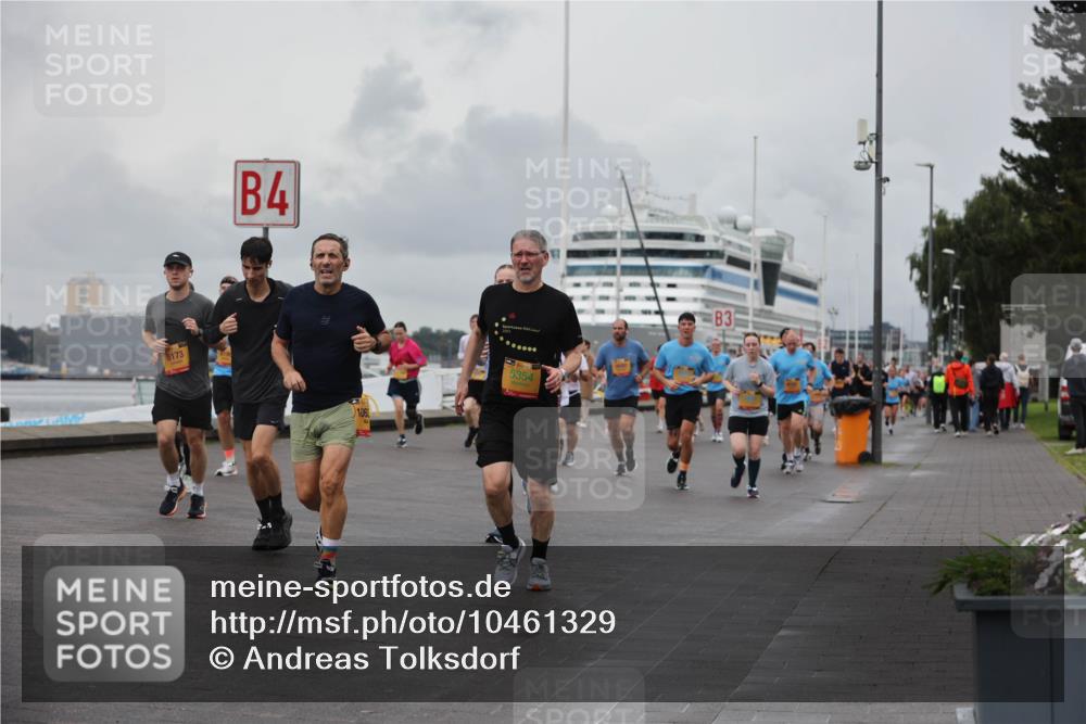 13.09.2026 - Kiel Lauf Andreas Tolksdorf http://msf.ph/oto/10461329 13.09.2026 12:01:50 Kiellinie 8173, 4, 106, 5354, 39 meine-sportfotos.de
