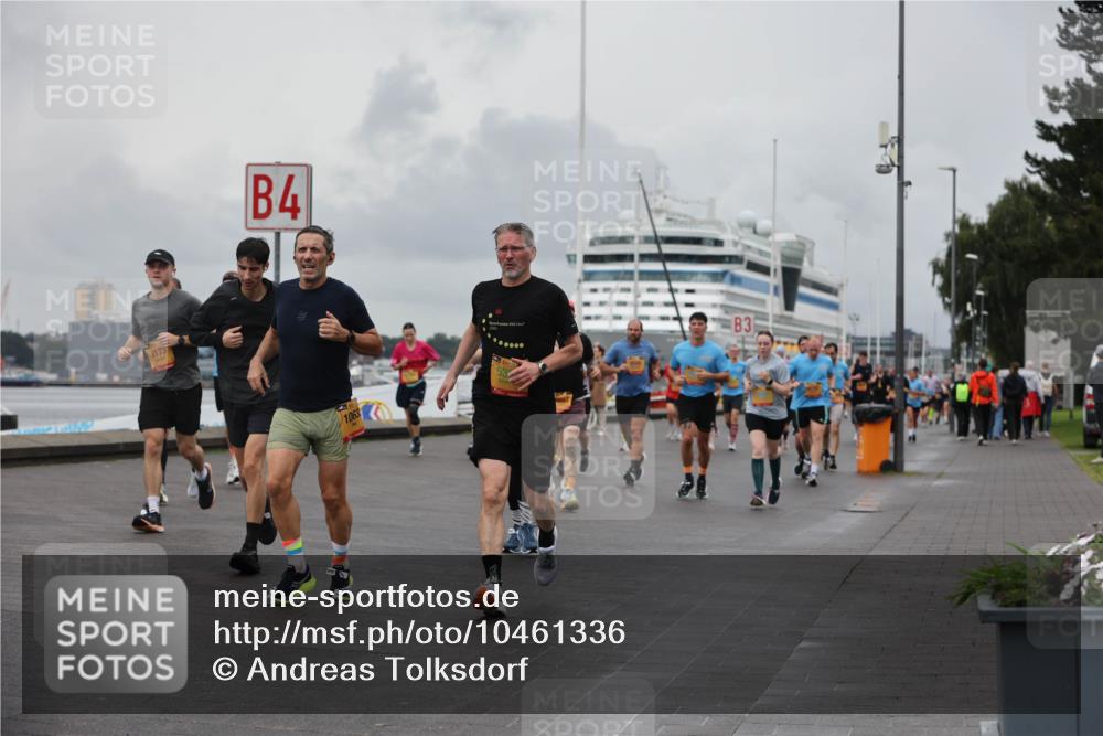 13.09.2026 - Kiel Lauf Andreas Tolksdorf http://msf.ph/oto/10461336 13.09.2026 12:01:50 Kiellinie 8173, 4, 1063, 3 meine-sportfotos.de