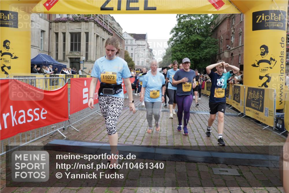 13.09.2026 - Kiel Lauf Yannick Fuchs http://msf.ph/oto/10461340 13.09.2026 09:53:34 Ziel 92, 761, 802, 852, 1417, 1499, 2886, 2948, 2978, 4626, 5779, 5789, 5988, 6180, 6254, 7185, 7429, 7541, 7552, 8353, 8502, 10495, 10929, 11059, 11073, 12284, 70, 175, 1718, 2058, 2399, 3205, 4920, 5779, 7140, 7143, 7226, 7495, 7552, 8260, 9568, 9707, 10275, 11312, 12417, 12468, 12493, 200, 2657, 2691, 2748, 2953, 4144, 4539, 4762, 4803, 5695, 7194, 8041, 8044, 8473, 9057, 9516, 10535, 11872, 12390, 70, 3205, 3581, 6613, 7226, 9707, 12417, 12468 meine-sportfotos.de