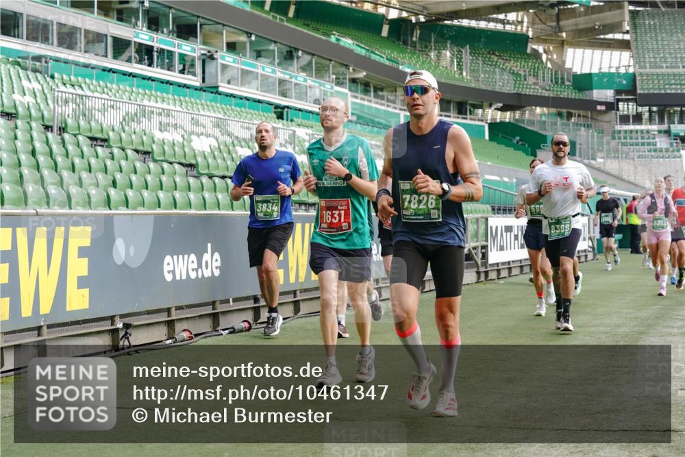13.09.2026 - 21. swb-Marathon Bremen Michael Burmester http://msf.ph/oto/10461347 13.09.2026 12:55:11 Laufen im Stadion 161, 189, 201, 205, 385, 388, 411, 461, 472, 481, 495, 655, 666, 675, 816, 827, 854, 913, 1053, 1058, 1076, 1197, 1390, 1419, 1468, 1537, 1551, 1599, 1631, 1645, 1658, 2055, 2122, 2125, 2234, 2251, 2260, 2319, 2383, 2390, 2474, 2499, 2604, 2623, 2701, 2733, 2801, 2824, 2870, 2882, 2913, 2922, 2962, 2971, 3012, 3054, 3057, 3134, 3175, 3192, 3206, 3241, 3246, 3346, 3356, 3357, 3413, 3508, 3706, 3716, 3836, 4135, 4137, 4413, 4733, 5277, 5430, 5530, 6106, 2498, 3085 meine-sportfotos.de