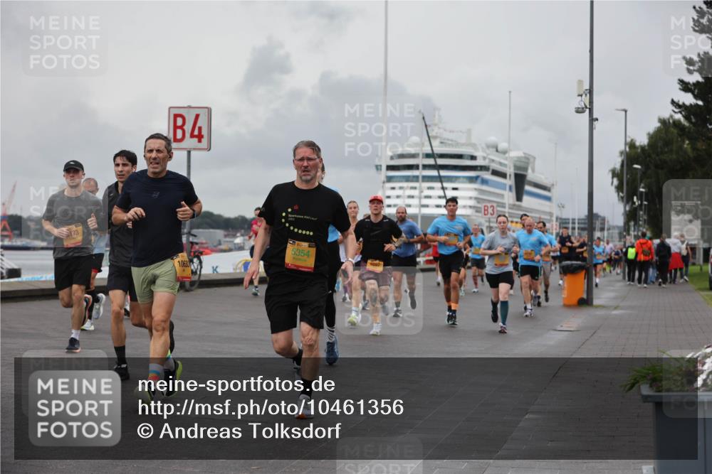 13.09.2026 - Kiel Lauf Andreas Tolksdorf http://msf.ph/oto/10461356 13.09.2026 12:01:50 Kiellinie 173, 4, 10633, 38, 5354, 3 meine-sportfotos.de