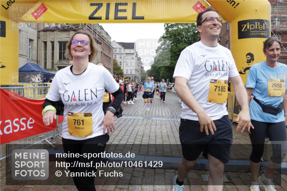 13.09.2026 - Kiel Lauf Yannick Fuchs http://msf.ph/oto/10461429 13.09.2026 09:53:37 Ziel 92, 761, 802, 852, 1499, 2886, 2948, 2978, 4626, 5789, 5988, 6254, 7185, 7429, 8353, 8502, 10495, 10929, 11073, 175, 1417, 1499, 1718, 2058, 2399, 4920, 5779, 6180, 7140, 7143, 7226, 7495, 7541, 7552, 8260, 8353, 9568, 9707, 10275, 11059, 11312, 12284, 12493, 200, 2657, 2691, 2748, 2953, 4144, 4539, 4762, 4803, 4988, 5695, 7194, 8041, 8044, 8473, 9057, 9446, 9516, 10535, 11872, 12390, 70, 175, 3205, 3581, 7226, 9707, 12417, 12468 meine-sportfotos.de
