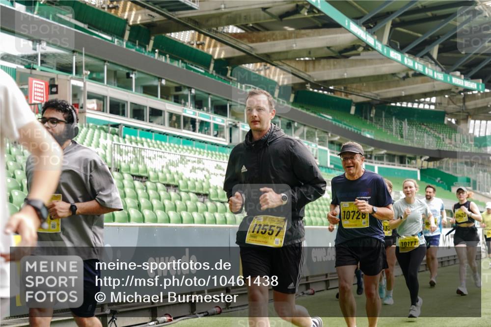 13.09.2026 - 21. swb-Marathon Bremen Michael Burmester http://msf.ph/oto/10461438 13.09.2026 10:34:28 Laufen im Stadion 10018, 10078, 10093, 10144, 10147, 10157, 10166, 10177, 10184, 10185, 10211, 10236, 10240, 10254, 10297, 10355, 10356, 10367, 10368, 10369, 10374, 10394, 10408, 10415, 10423, 10427, 10428, 10460, 10485, 10494, 10528, 10530, 10559, 10578, 10604, 10639, 10668, 10669, 10673, 10677, 10687, 10691, 10699, 10700, 10745, 10749, 10750, 10772, 10787, 10788, 10794, 10809, 10828, 10857, 10914, 10928, 11126, 11162, 11343, 11803, 11965, 10146, 10222 meine-sportfotos.de