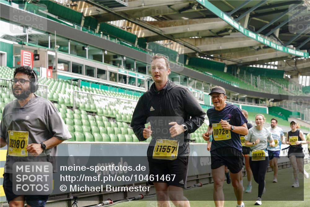 13.09.2026 - 21. swb-Marathon Bremen Michael Burmester http://msf.ph/oto/10461467 13.09.2026 10:34:29 Laufen im Stadion 10018, 10078, 10093, 10144, 10147, 10157, 10166, 10177, 10184, 10185, 10211, 10236, 10240, 10254, 10297, 10355, 10356, 10367, 10368, 10369, 10374, 10394, 10408, 10415, 10423, 10427, 10428, 10460, 10485, 10494, 10528, 10530, 10559, 10578, 10604, 10639, 10668, 10669, 10673, 10677, 10687, 10691, 10699, 10700, 10715, 10745, 10749, 10750, 10772, 10787, 10788, 10794, 10809, 10828, 10857, 10914, 10928, 11126, 11162, 11343, 11803, 11965, 10146, 10222 meine-sportfotos.de