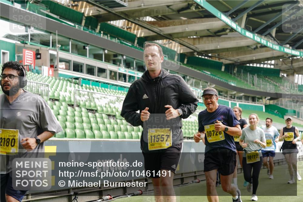 13.09.2026 - 21. swb-Marathon Bremen Michael Burmester http://msf.ph/oto/10461491 13.09.2026 10:34:29 Laufen im Stadion 10018, 10078, 10093, 10144, 10147, 10157, 10166, 10177, 10184, 10185, 10211, 10236, 10240, 10254, 10297, 10355, 10356, 10367, 10368, 10369, 10374, 10394, 10408, 10415, 10423, 10427, 10428, 10460, 10485, 10494, 10528, 10530, 10559, 10578, 10604, 10639, 10668, 10669, 10673, 10677, 10687, 10691, 10699, 10700, 10715, 10745, 10749, 10750, 10772, 10787, 10788, 10794, 10809, 10828, 10857, 10914, 10928, 11126, 11162, 11343, 11803, 11965, 10146, 10222 meine-sportfotos.de
