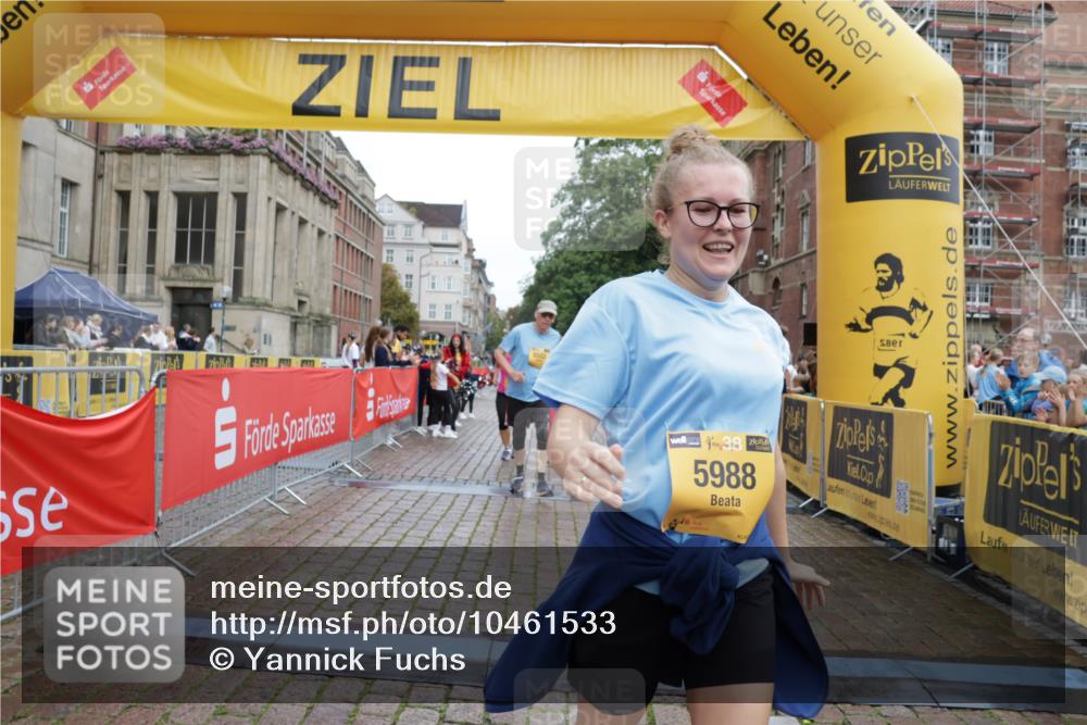 13.09.2026 - Kiel Lauf Yannick Fuchs http://msf.ph/oto/10461533 13.09.2026 09:53:41 Ziel 92, 761, 852, 2657, 2691, 2748, 2948, 2978, 4144, 4626, 5988, 6254, 7185, 7429, 8502, 10929, 12390, 761, 802, 1417, 1499, 1718, 2058, 2399, 2886, 2978, 4920, 5779, 5789, 6180, 7140, 7143, 7185, 7495, 7541, 7552, 8260, 8353, 9568, 10275, 10495, 11059, 11073, 11312, 12284, 12493, 200, 2953, 4539, 4762, 4803, 4988, 5670, 5695, 7194, 8041, 8044, 8473, 9057, 9446, 9516, 10535, 11100, 11872, 70, 175, 2399, 3205, 7140, 7226, 7495, 9707, 12417, 12468 meine-sportfotos.de