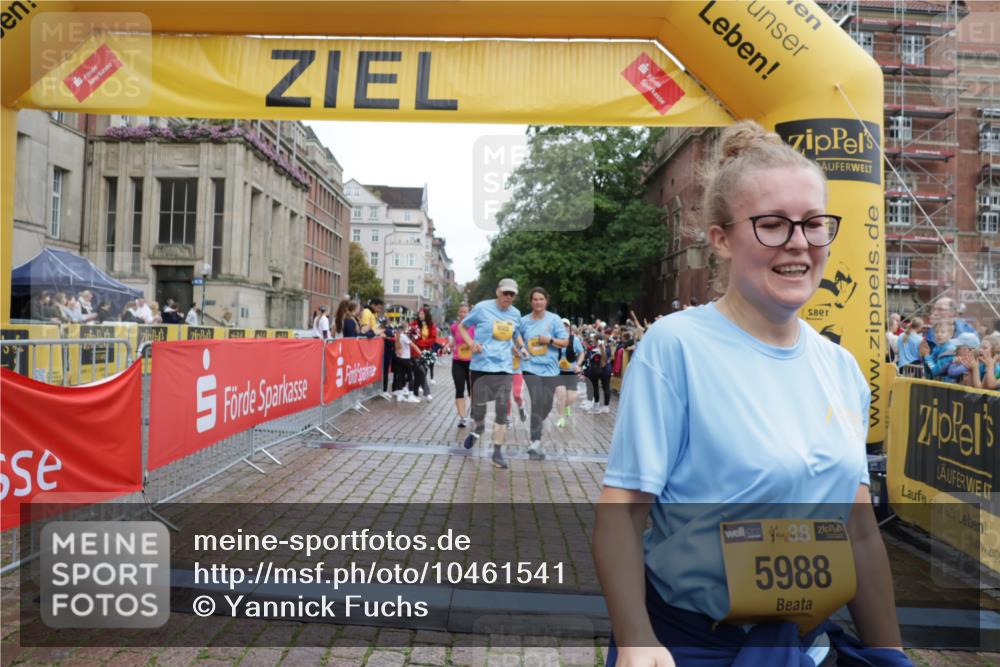 13.09.2026 - Kiel Lauf Yannick Fuchs http://msf.ph/oto/10461541 13.09.2026 09:53:41 Ziel 92, 761, 852, 2657, 2691, 2748, 2948, 2978, 4144, 4626, 5988, 6254, 7185, 7429, 8502, 10929, 12390, 761, 802, 1417, 1499, 1718, 2058, 2399, 2886, 2978, 4920, 5779, 5789, 6180, 7140, 7143, 7185, 7495, 7541, 7552, 8260, 8353, 9568, 10275, 10495, 11059, 11073, 11312, 12284, 12493, 200, 2953, 4539, 4762, 4803, 4988, 5670, 5695, 7194, 8041, 8044, 8473, 9057, 9446, 9516, 10535, 11100, 11872, 70, 175, 2399, 3205, 7140, 7226, 7495, 9707, 12417, 12468 meine-sportfotos.de