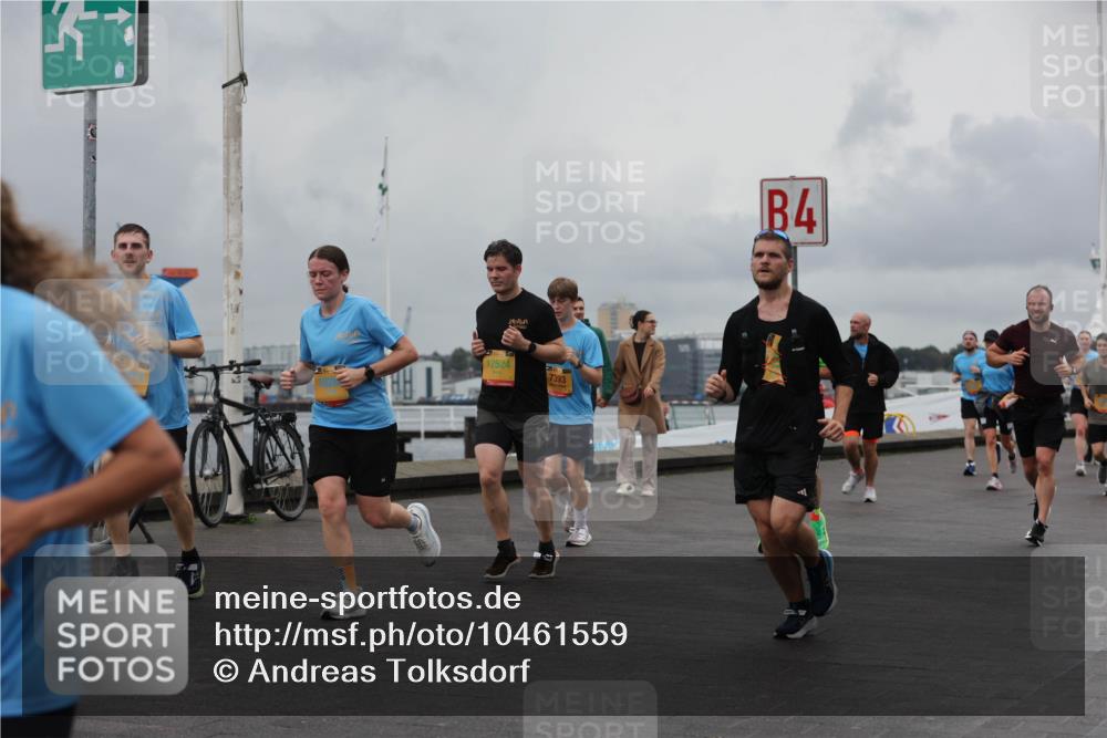 13.09.2026 - Kiel Lauf Andreas Tolksdorf http://msf.ph/oto/10461559 13.09.2026 12:02:10 Kiellinie 12524, 7393, 4 meine-sportfotos.de