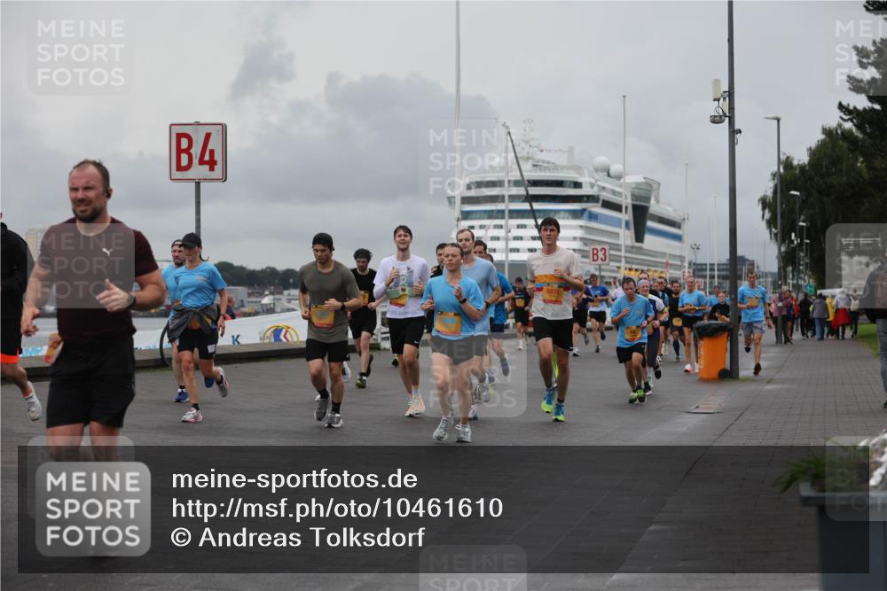 13.09.2026 - Kiel Lauf Andreas Tolksdorf http://msf.ph/oto/10461610 13.09.2026 12:02:13 Kiellinie 4, 3 meine-sportfotos.de