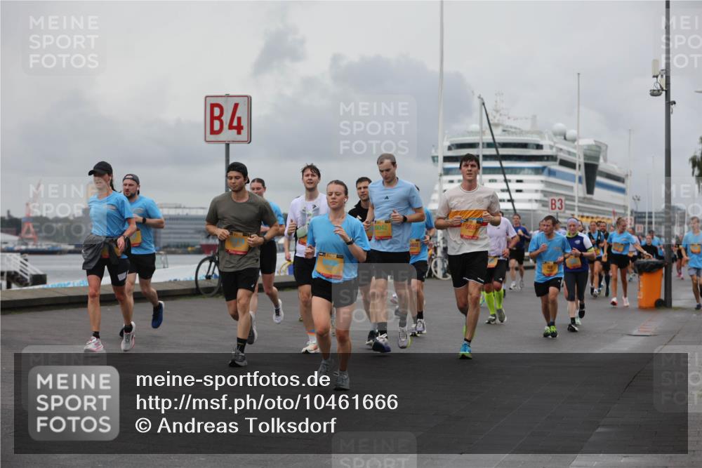 13.09.2026 - Kiel Lauf Andreas Tolksdorf http://msf.ph/oto/10461666 13.09.2026 12:02:14 Kiellinie 4, 6042, 402, 3 meine-sportfotos.de