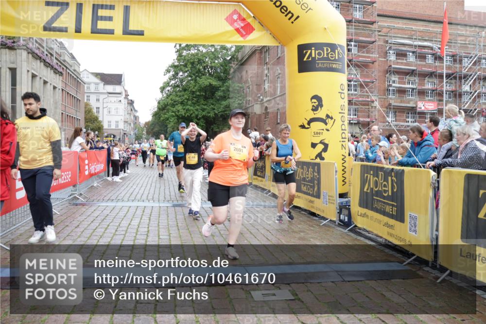 13.09.2026 - Kiel Lauf Yannick Fuchs http://msf.ph/oto/10461670 13.09.2026 09:53:48 Ziel 92, 200, 852, 2657, 2691, 2748, 2953, 4144, 4539, 4626, 4762, 4803, 5695, 6254, 7194, 8041, 8044, 8473, 8502, 9057, 9516, 10535, 11872, 12390, 761, 802, 1417, 1499, 1718, 2058, 2886, 2948, 2978, 4920, 5779, 5789, 5988, 6180, 6254, 7143, 7185, 7429, 7541, 7552, 8260, 8353, 8502, 9568, 10495, 10929, 11059, 11073, 11312, 12284, 12493, 2815, 3148, 3702, 3703, 4277, 4988, 5670, 7458, 9446, 11100, 2399, 7140, 7495, 10275, 11312 meine-sportfotos.de