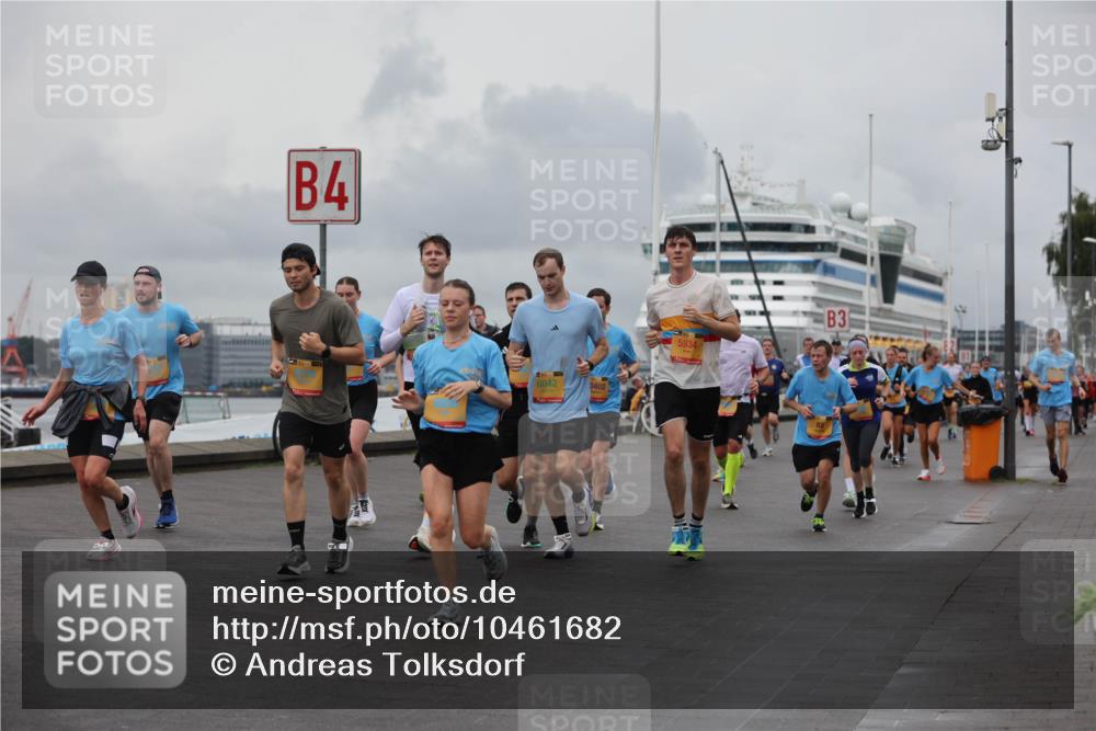 13.09.2026 - Kiel Lauf Andreas Tolksdorf http://msf.ph/oto/10461682 13.09.2026 12:02:14 Kiellinie 4, 6042, 0402, 5934, 3 meine-sportfotos.de