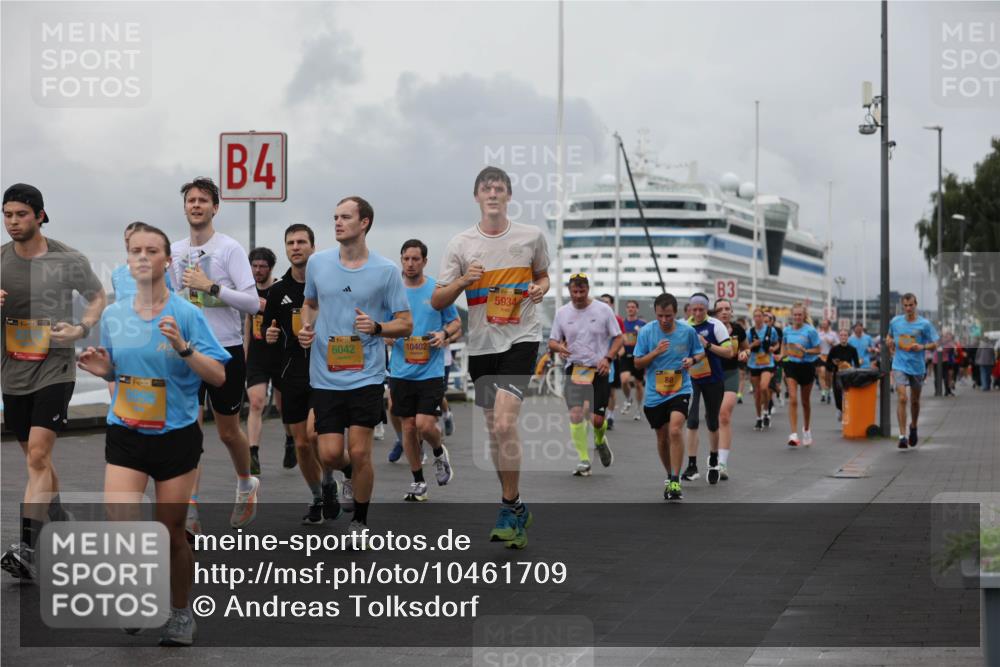 13.09.2026 - Kiel Lauf Andreas Tolksdorf http://msf.ph/oto/10461709 13.09.2026 12:02:15 Kiellinie 38, 39, 4, 39, 6042, 10402, 5934, 88, 3 meine-sportfotos.de
