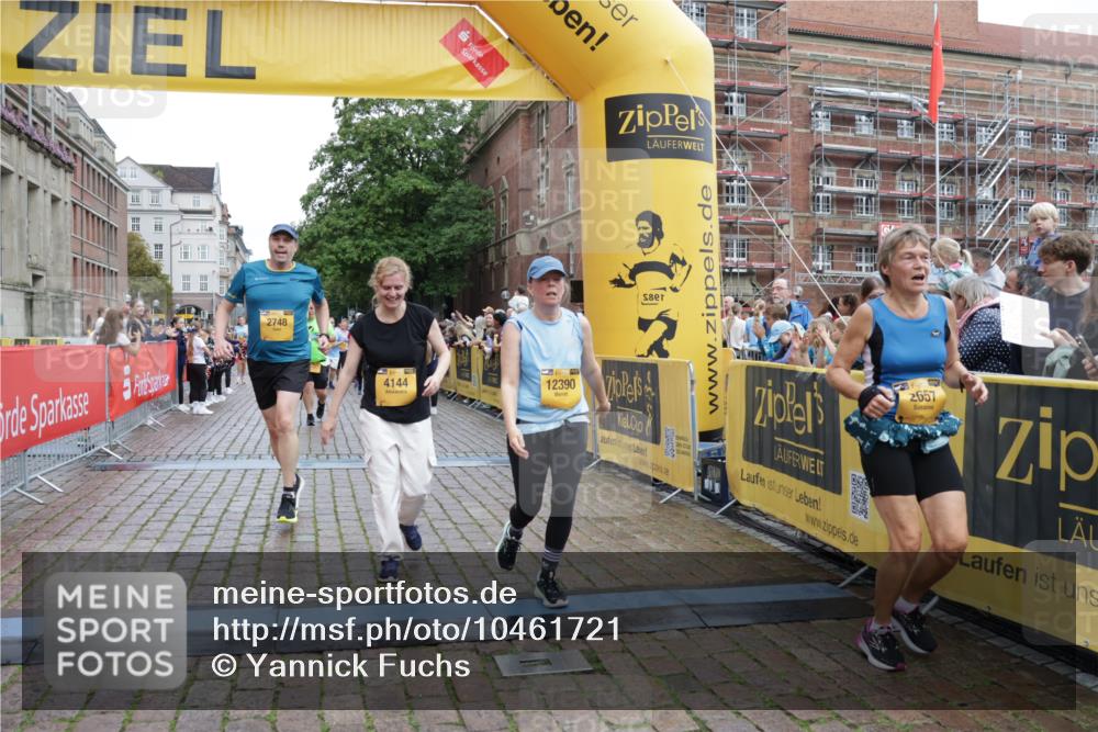 13.09.2026 - Kiel Lauf Yannick Fuchs http://msf.ph/oto/10461721 13.09.2026 09:53:49 Ziel 92, 200, 852, 2657, 2691, 2748, 2953, 4144, 4539, 4626, 4762, 4803, 5695, 7194, 8041, 8044, 8473, 9057, 9516, 10535, 11872, 12390, 92, 761, 802, 852, 1417, 1499, 1718, 2058, 2886, 2948, 2978, 4626, 4920, 5779, 5789, 5988, 6180, 6254, 7143, 7185, 7429, 7541, 7552, 8260, 8353, 8502, 9568, 10495, 10929, 11059, 11073, 11312, 12284, 12493, 2815, 3148, 3702, 3703, 4277, 4988, 5670, 7458, 9446, 11100, 7140, 7495, 10275, 11312 meine-sportfotos.de