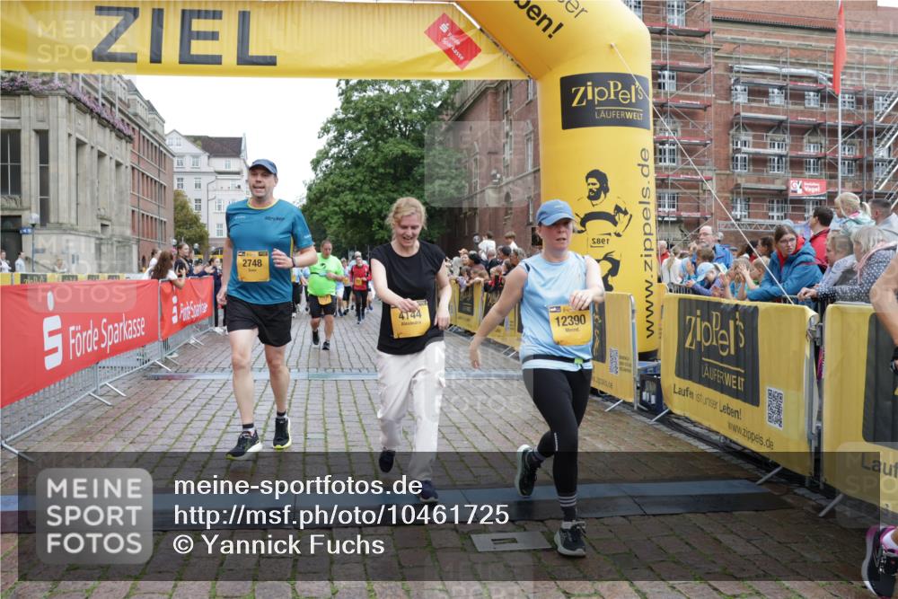 13.09.2026 - Kiel Lauf Yannick Fuchs http://msf.ph/oto/10461725 13.09.2026 09:53:50 Ziel 200, 2657, 2691, 2748, 2953, 4144, 4539, 4762, 4803, 5695, 7194, 8041, 8044, 8473, 9057, 9446, 9516, 10535, 11872, 12390, 92, 761, 802, 852, 1417, 1499, 1718, 2058, 2886, 2948, 2978, 4626, 4920, 5779, 5789, 5988, 6180, 6254, 7143, 7185, 7429, 7541, 7552, 8260, 8353, 8502, 9568, 10495, 10929, 11059, 11073, 12284, 12493, 2815, 3148, 3702, 3703, 4277, 4988, 5670, 7458, 11100, 2058, 7140, 7495, 10275, 11312 meine-sportfotos.de