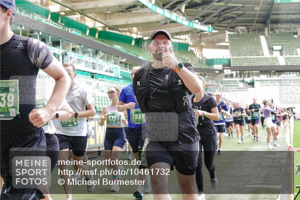 13.09.2026 - 21. swb-Marathon Bremen Michael Burmester http://msf.ph/oto/10461732 13.09.2026 13:12:24 Laufen im Stadion 118, 183, 265, 349, 514, 695, 702, 703, 843, 933, 1113, 1143, 1226, 1286, 1334, 1435, 1641, 1849, 1851, 1936, 1952, 1991, 2005, 2248, 2264, 2281, 2299, 2330, 2336, 2353, 2375, 2377, 2398, 2426, 2439, 2443, 2461, 2478, 2505, 2531, 2589, 2659, 2665, 2669, 2673, 2684, 2765, 2773, 2792, 2804, 2815, 2822, 2836, 2850, 2860, 2884, 2895, 2907, 2963, 2966, 2975, 2976, 3027, 3079, 3082, 3143, 3155, 3159, 3253, 3293, 3308, 3313, 3328, 3349, 3352, 3434, 3549, 551 meine-sportfotos.de