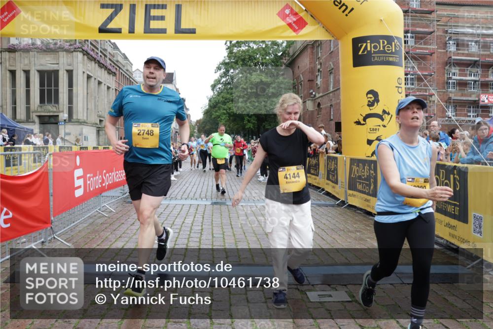 13.09.2026 - Kiel Lauf Yannick Fuchs http://msf.ph/oto/10461738 13.09.2026 09:53:50 Ziel 200, 2657, 2691, 2748, 2953, 4144, 4539, 4762, 4803, 5695, 7194, 8041, 8044, 8473, 9057, 9446, 9516, 10535, 11872, 12390, 92, 761, 802, 852, 1417, 1499, 1718, 2058, 2886, 2948, 2978, 4626, 4920, 5779, 5789, 5988, 6180, 6254, 7143, 7185, 7429, 7541, 7552, 8260, 8353, 8502, 9568, 10495, 10929, 11059, 11073, 12284, 12493, 2815, 3148, 3702, 3703, 4277, 4988, 5670, 7458, 11100, 2058, 7140, 7495, 10275, 11312 meine-sportfotos.de