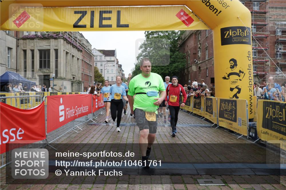 13.09.2026 - Kiel Lauf Yannick Fuchs http://msf.ph/oto/10461761 13.09.2026 09:53:55 Ziel 200, 2748, 2953, 4539, 4762, 4803, 4988, 5695, 7194, 8041, 8044, 8473, 9057, 9446, 9516, 10535, 11100, 11872, 92, 761, 802, 852, 1417, 1499, 1718, 2657, 2691, 2748, 2886, 2948, 2978, 4144, 4626, 4920, 5779, 5789, 5988, 6180, 6254, 7185, 7429, 7541, 7552, 8260, 8353, 8502, 10495, 10929, 11059, 11073, 12284, 12390, 12493, 2815, 3148, 3283, 3702, 3703, 4263, 4277, 5670, 7127, 7458, 8325, 9587, 10261, 1718, 2058, 4920, 7143, 8260, 11312 meine-sportfotos.de
