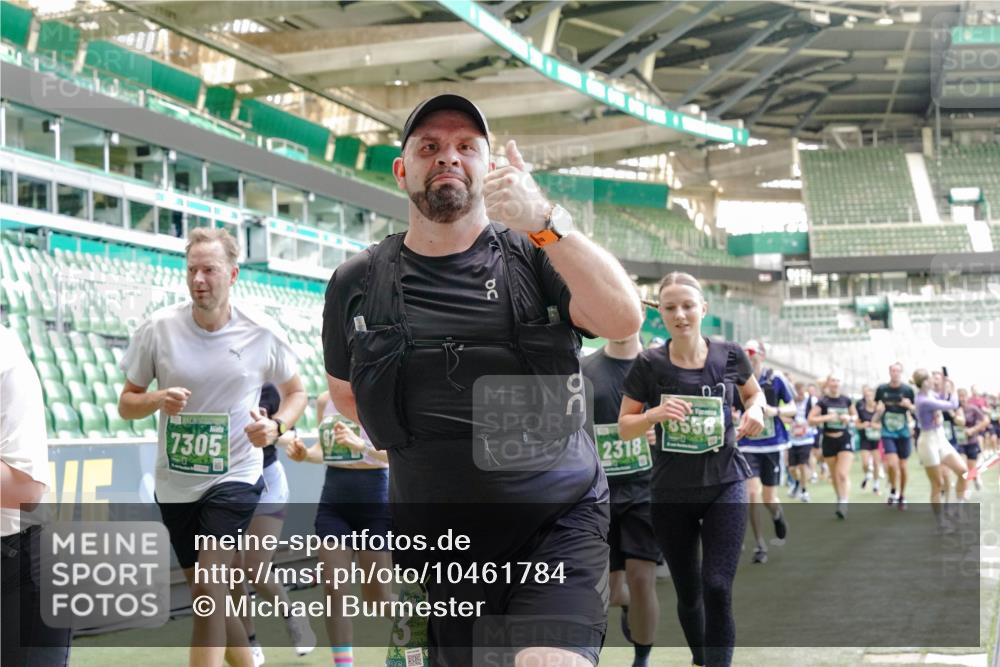 13.09.2026 - 21. swb-Marathon Bremen Michael Burmester http://msf.ph/oto/10461784 13.09.2026 13:12:24 Laufen im Stadion 118, 183, 265, 349, 514, 695, 702, 703, 843, 933, 1113, 1143, 1226, 1286, 1334, 1435, 1641, 1849, 1851, 1936, 1952, 1991, 2005, 2248, 2264, 2281, 2299, 2330, 2336, 2353, 2375, 2377, 2398, 2426, 2439, 2443, 2461, 2478, 2505, 2531, 2589, 2659, 2665, 2669, 2673, 2684, 2765, 2773, 2792, 2804, 2815, 2822, 2836, 2850, 2860, 2884, 2895, 2907, 2963, 2966, 2975, 2976, 3027, 3079, 3082, 3143, 3155, 3159, 3253, 3293, 3308, 3313, 3328, 3349, 3352, 3434, 3549, 551 meine-sportfotos.de