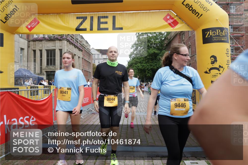 13.09.2026 - Kiel Lauf Yannick Fuchs http://msf.ph/oto/10461874 13.09.2026 09:54:01 Ziel 200, 2953, 3702, 3703, 4277, 4539, 4762, 4803, 4988, 5670, 5695, 7194, 7458, 8041, 8044, 8473, 9446, 9516, 10535, 11100, 92, 761, 802, 852, 1417, 1499, 2657, 2691, 2748, 2886, 2948, 2978, 4144, 4539, 4626, 4803, 5789, 5988, 6254, 7185, 7429, 8353, 8502, 9057, 10495, 10929, 11073, 11872, 12284, 12390, 2815, 2865, 3148, 3283, 4263, 6327, 6986, 7127, 8325, 9587, 10261, 10424, 10434, 12753, 802, 1417, 1499, 1718, 4920, 5779, 5789, 6180, 7143, 7541, 7552, 8260 meine-sportfotos.de