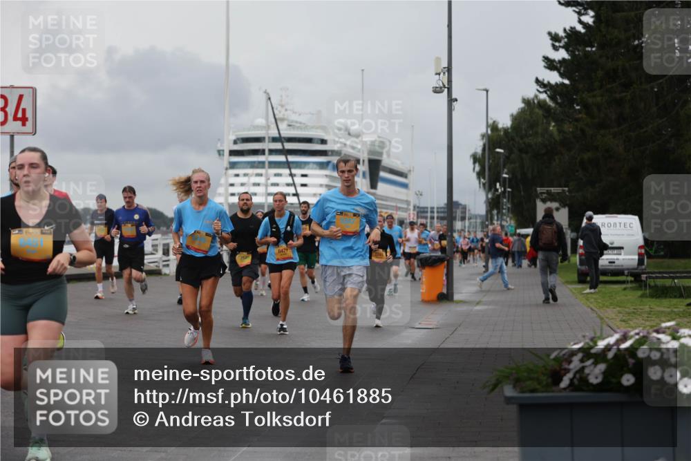 13.09.2026 - Kiel Lauf Andreas Tolksdorf http://msf.ph/oto/10461885 13.09.2026 12:02:21 Kiellinie 34, 210, 6477 meine-sportfotos.de