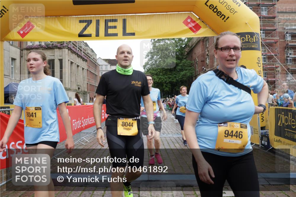 13.09.2026 - Kiel Lauf Yannick Fuchs http://msf.ph/oto/10461892 13.09.2026 09:54:01 Ziel 200, 2953, 3702, 3703, 4277, 4539, 4762, 4803, 4988, 5670, 5695, 7194, 7458, 8041, 8044, 8473, 9446, 9516, 10535, 11100, 92, 761, 802, 852, 1417, 1499, 2657, 2691, 2748, 2886, 2948, 2978, 4144, 4539, 4626, 4803, 5789, 5988, 6254, 7185, 7429, 8353, 8502, 9057, 10495, 10929, 11073, 11872, 12284, 12390, 2815, 2865, 3148, 3283, 4263, 6327, 6986, 7127, 8325, 9587, 10261, 10424, 10434, 12753, 802, 1417, 1499, 1718, 4920, 5779, 5789, 6180, 7143, 7541, 7552, 8260 meine-sportfotos.de