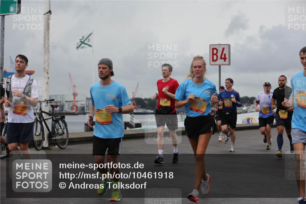 13.09.2026 - Kiel Lauf Andreas Tolksdorf http://msf.ph/oto/10461918 13.09.2026 12:02:23 Kiellinie 4, 0760, 35, 5310, 12145 meine-sportfotos.de
