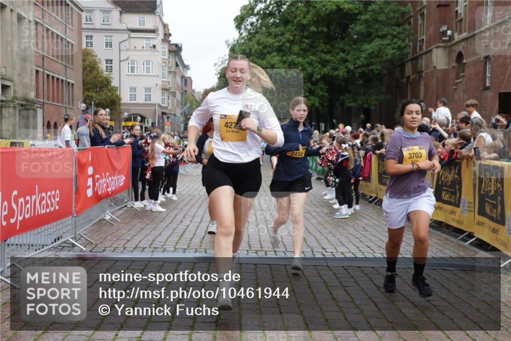 13.09.2026 - Kiel Lauf Yannick Fuchs http://msf.ph/oto/10461944 13.09.2026 09:54:07 Ziel 2815, 3148, 3702, 3703, 4277, 4988, 5670, 7458, 8325, 9587, 11100, 92, 200, 852, 2657, 2691, 2748, 2948, 2953, 4144, 4539, 4626, 4762, 4803, 4988, 5695, 5988, 6254, 7194, 7429, 8041, 8044, 8473, 8502, 9057, 9446, 9516, 10535, 10929, 11872, 12390, 1441, 2368, 2485, 2865, 3283, 4263, 6327, 6825, 6986, 7090, 7127, 10261, 10424, 10434, 12753, 761, 802, 1417, 1499, 2886, 2948, 2978, 5789, 5988, 6180, 7185, 7429, 7541, 10929 meine-sportfotos.de