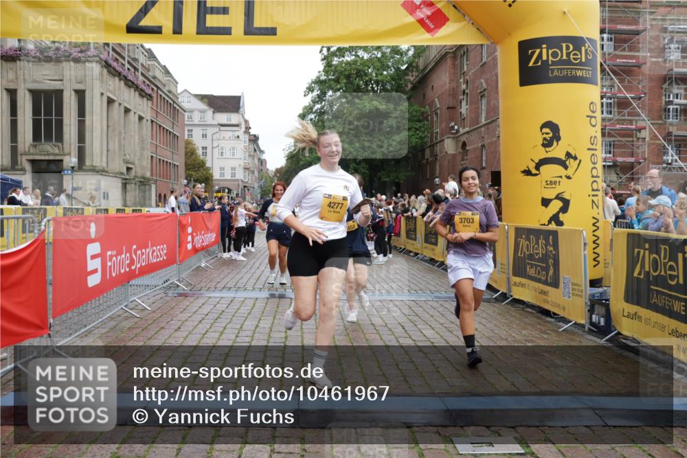 13.09.2026 - Kiel Lauf Yannick Fuchs http://msf.ph/oto/10461967 13.09.2026 09:54:08 Ziel 2815, 3148, 3702, 3703, 4277, 5670, 7458, 8325, 9587, 11100, 92, 200, 852, 2657, 2691, 2748, 2953, 4144, 4539, 4626, 4762, 4803, 4988, 5695, 5988, 6254, 7194, 8041, 8044, 8473, 8502, 9057, 9446, 9516, 10535, 11100, 11872, 12390, 1441, 2368, 2485, 2865, 3283, 4263, 6327, 6825, 6986, 7090, 7127, 10261, 10424, 10434, 12753, 761, 802, 1417, 1499, 2886, 2948, 2978, 5789, 5988, 7185, 7429, 10929 meine-sportfotos.de