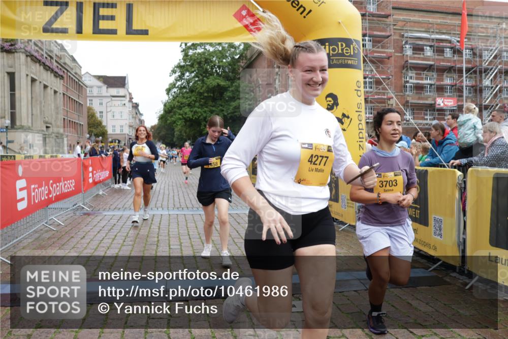 13.09.2026 - Kiel Lauf Yannick Fuchs http://msf.ph/oto/10461986 13.09.2026 09:54:09 Ziel 2815, 3148, 3702, 3703, 4277, 5670, 7458, 8325, 9587, 92, 200, 852, 2657, 2691, 2748, 2953, 4144, 4539, 4626, 4762, 4803, 4988, 5695, 5988, 6254, 7194, 8041, 8044, 8473, 8502, 9057, 9446, 9516, 10535, 11100, 11872, 12390, 1414, 1441, 2368, 2485, 2865, 3283, 4263, 6327, 6825, 6986, 7090, 7127, 8830, 10261, 10424, 10434, 12753, 761, 802, 1499, 2886, 2948, 2978, 5789, 5988, 7185, 7429, 10929 meine-sportfotos.de