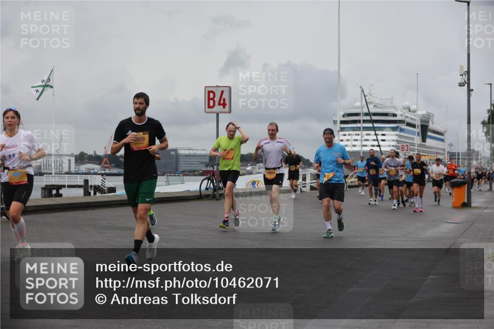 13.09.2026 - Kiel Lauf Andreas Tolksdorf http://msf.ph/oto/10462071 13.09.2026 12:02:29 Kiellinie 928, 4, 3 meine-sportfotos.de
