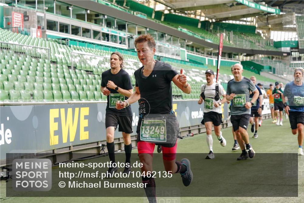 13.09.2026 - 21. swb-Marathon Bremen Michael Burmester http://msf.ph/oto/10462135 13.09.2026 12:55:26 Laufen im Stadion 161, 189, 201, 205, 307, 385, 388, 411, 461, 465, 481, 495, 655, 666, 827, 854, 913, 926, 1053, 1058, 1197, 1390, 1537, 1599, 1631, 1645, 1658, 1750, 2122, 2125, 2234, 2251, 2260, 2319, 2383, 2390, 2474, 2535, 2604, 2701, 2733, 2801, 2824, 2870, 2882, 2913, 2922, 2962, 3012, 3054, 3057, 3119, 3134, 3175, 3192, 3206, 3241, 3246, 3290, 3346, 3356, 3357, 3411, 3508, 3706, 3716, 3836, 4135, 4137, 4171, 4413, 4455, 4479, 4733, 5277, 5430, 5530, 6106, 2498, 3085 meine-sportfotos.de