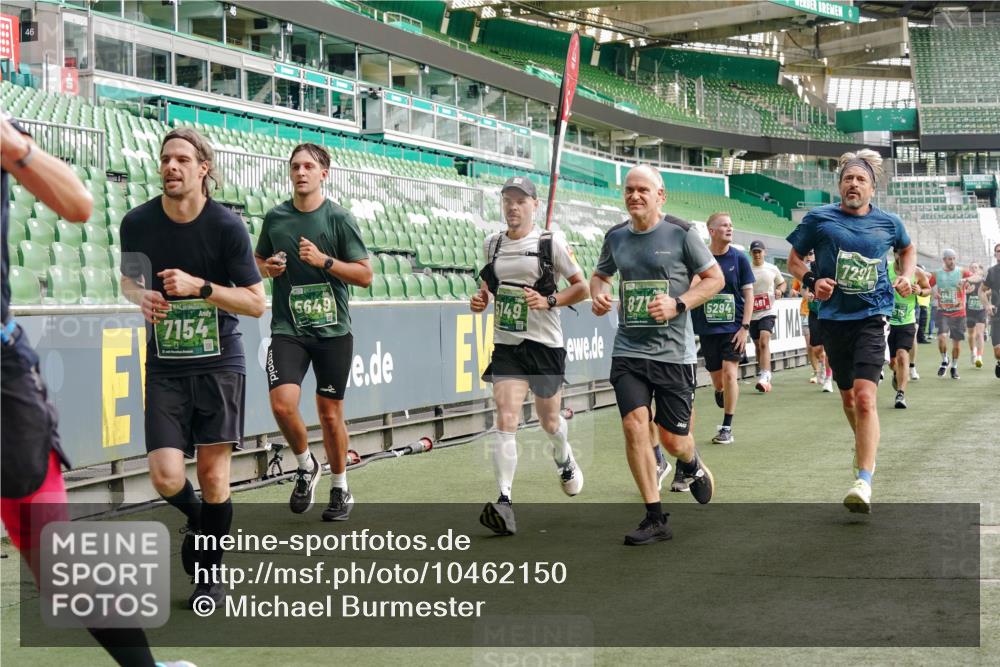 13.09.2026 - 21. swb-Marathon Bremen Michael Burmester http://msf.ph/oto/10462150 13.09.2026 12:55:27 Laufen im Stadion 161, 189, 201, 205, 307, 385, 388, 411, 461, 465, 481, 495, 655, 666, 827, 854, 913, 926, 1053, 1058, 1197, 1390, 1537, 1599, 1631, 1645, 1658, 1750, 2122, 2125, 2234, 2251, 2260, 2319, 2383, 2390, 2474, 2535, 2604, 2701, 2733, 2801, 2824, 2870, 2913, 2922, 2948, 2962, 3012, 3054, 3057, 3119, 3134, 3175, 3192, 3206, 3241, 3246, 3290, 3346, 3348, 3356, 3357, 3411, 3508, 3706, 3716, 3836, 4135, 4137, 4171, 4413, 4455, 4479, 4733, 5277, 5430, 5530, 6106, 2498, 3085 meine-sportfotos.de