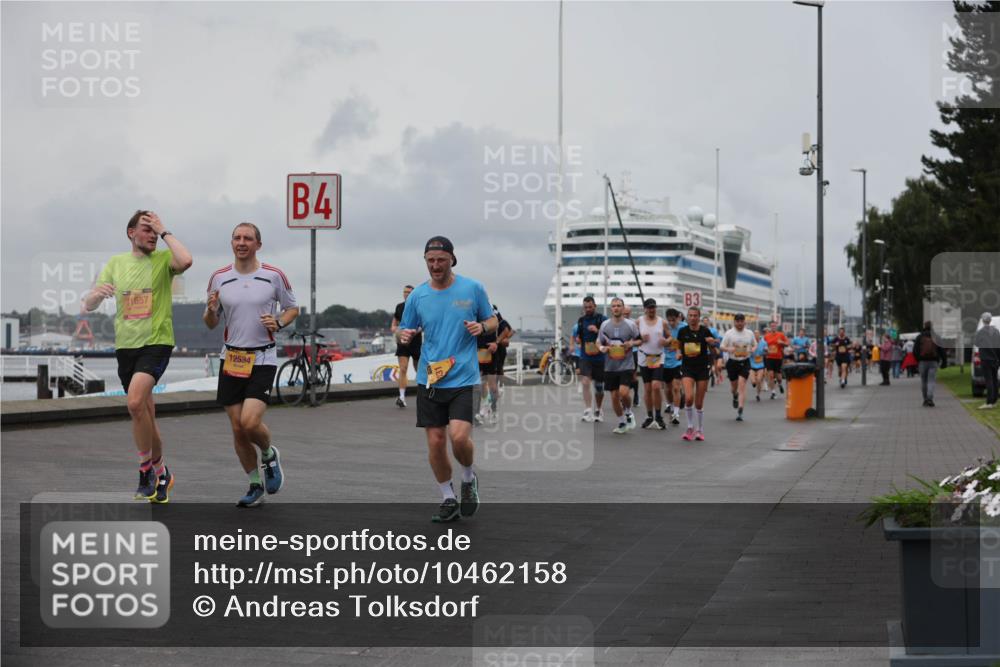 13.09.2026 - Kiel Lauf Andreas Tolksdorf http://msf.ph/oto/10462158 13.09.2026 12:02:30 Kiellinie 1557, 12534, 4, 3 meine-sportfotos.de